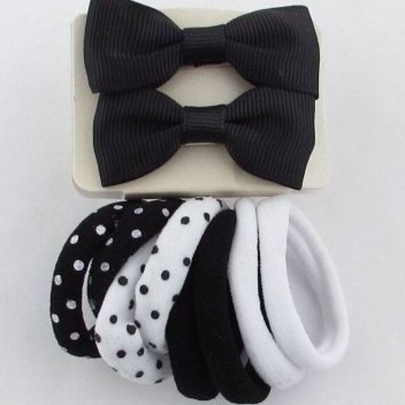 Set of matching barrettes and elastics - Picture 1 of 1